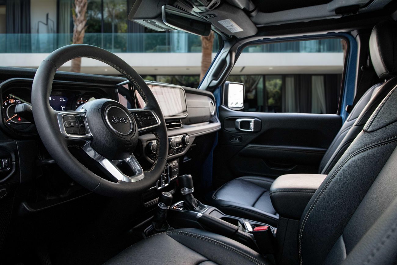 Jeep Wrangler Wrangler Unlimited | 3,330 P.M | 0% Downpayment | Jeep Warranty | Like New!