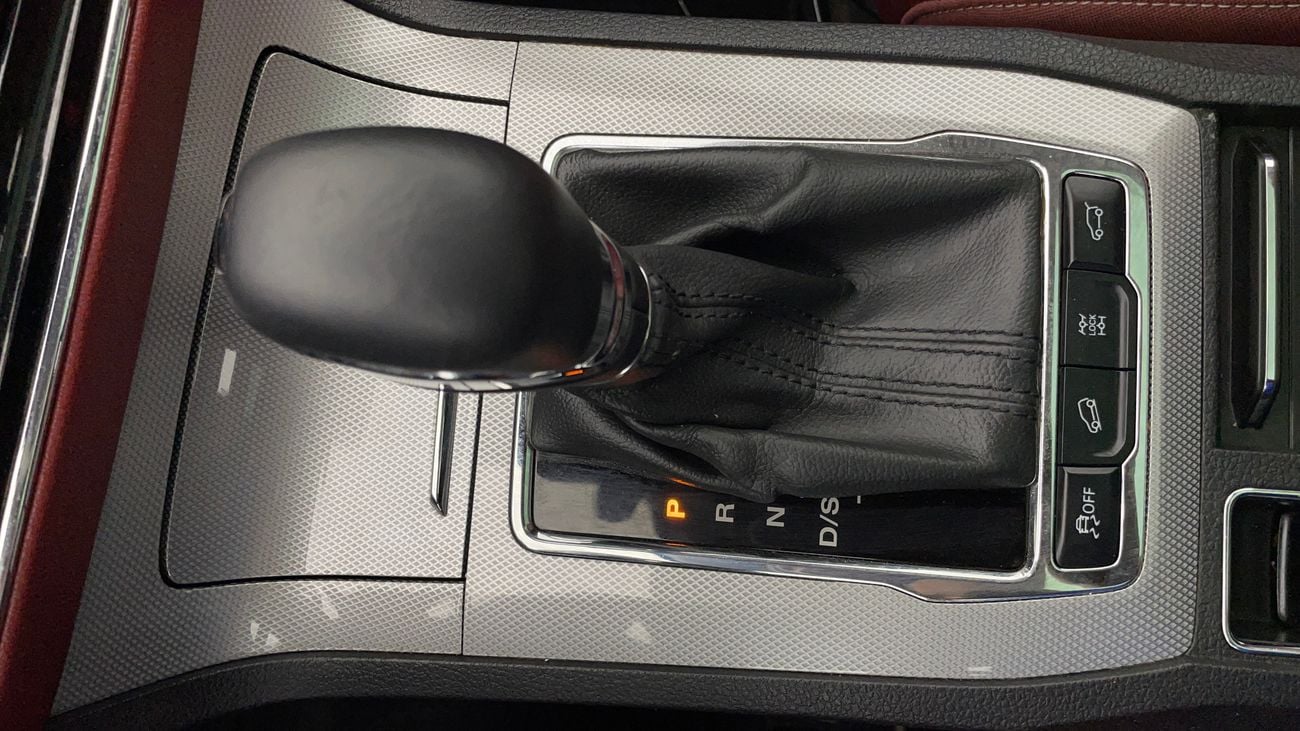 MG RX5 LUXURY 1.5 | Zero Down Payment | Home Test Drive