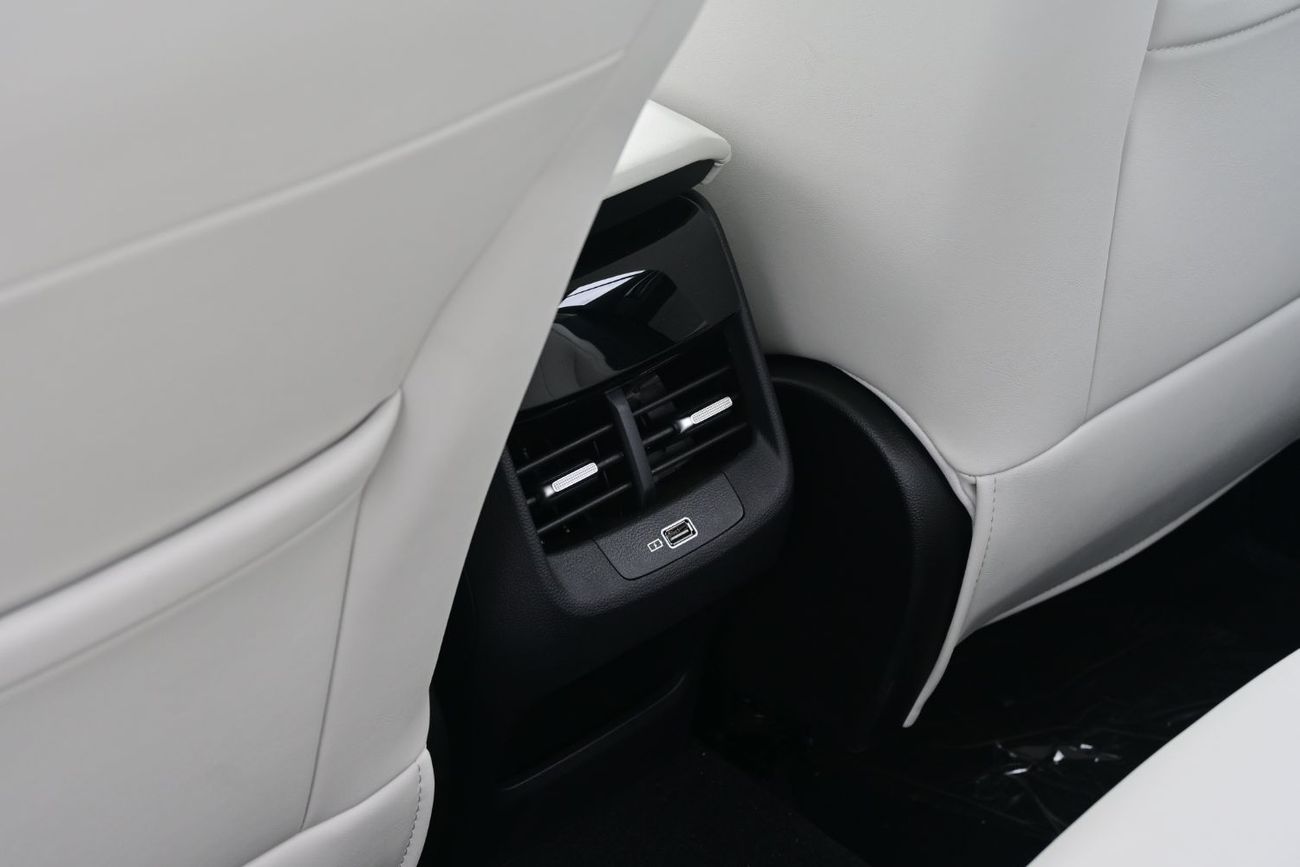 أم جي 5 MG5 1.5L, Petrol, FWD Model 2025 Color Black