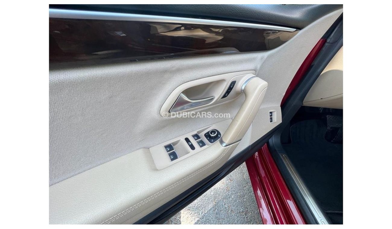 Volkswagen CC VOLKSWAGEN PASSAT CC 2015 GCC FULL OPTION IN PERFECT CONDITIONS