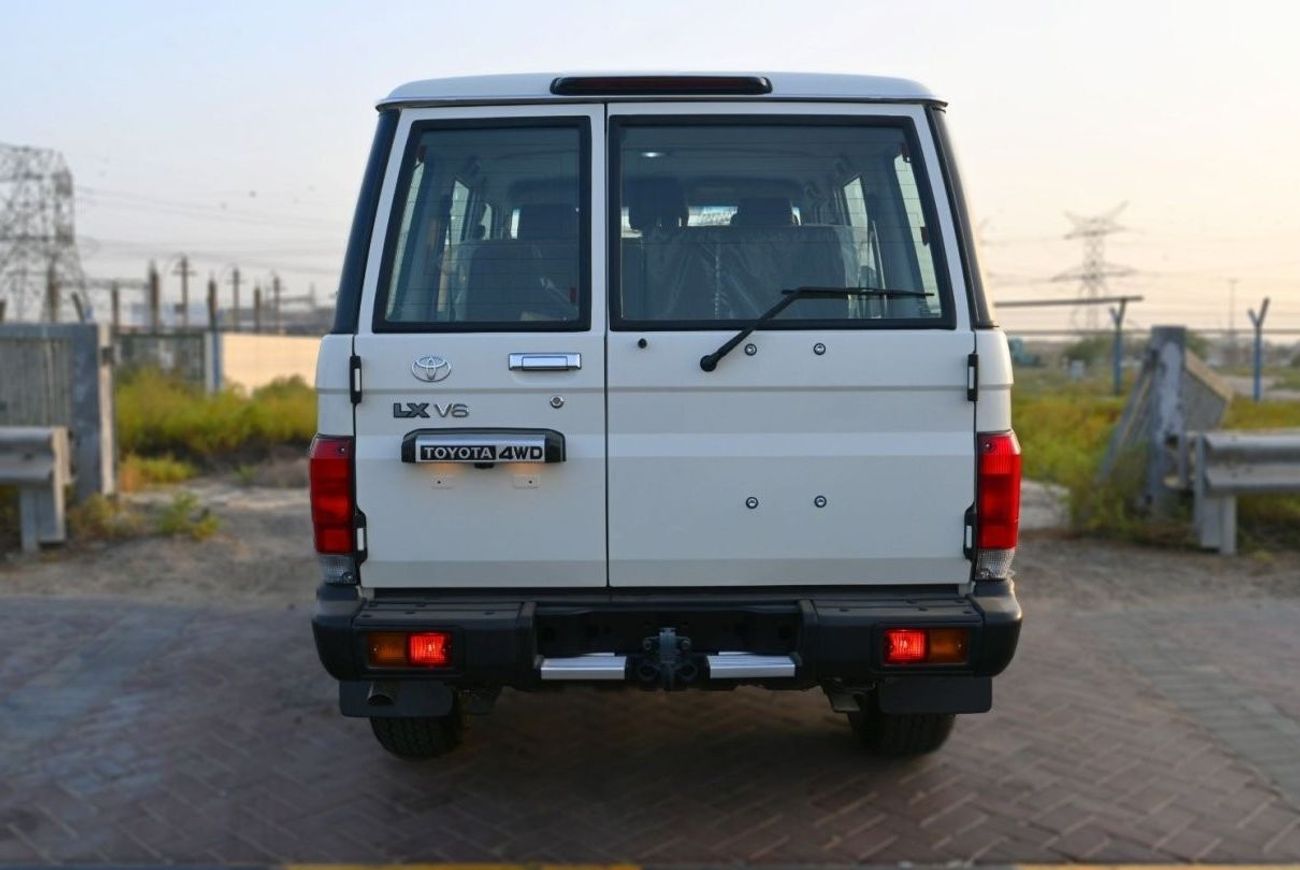 تويوتا لاند كروزر 70 TOYOTA  LAND CRUISER HARDTOP LC76 4.0L 2024