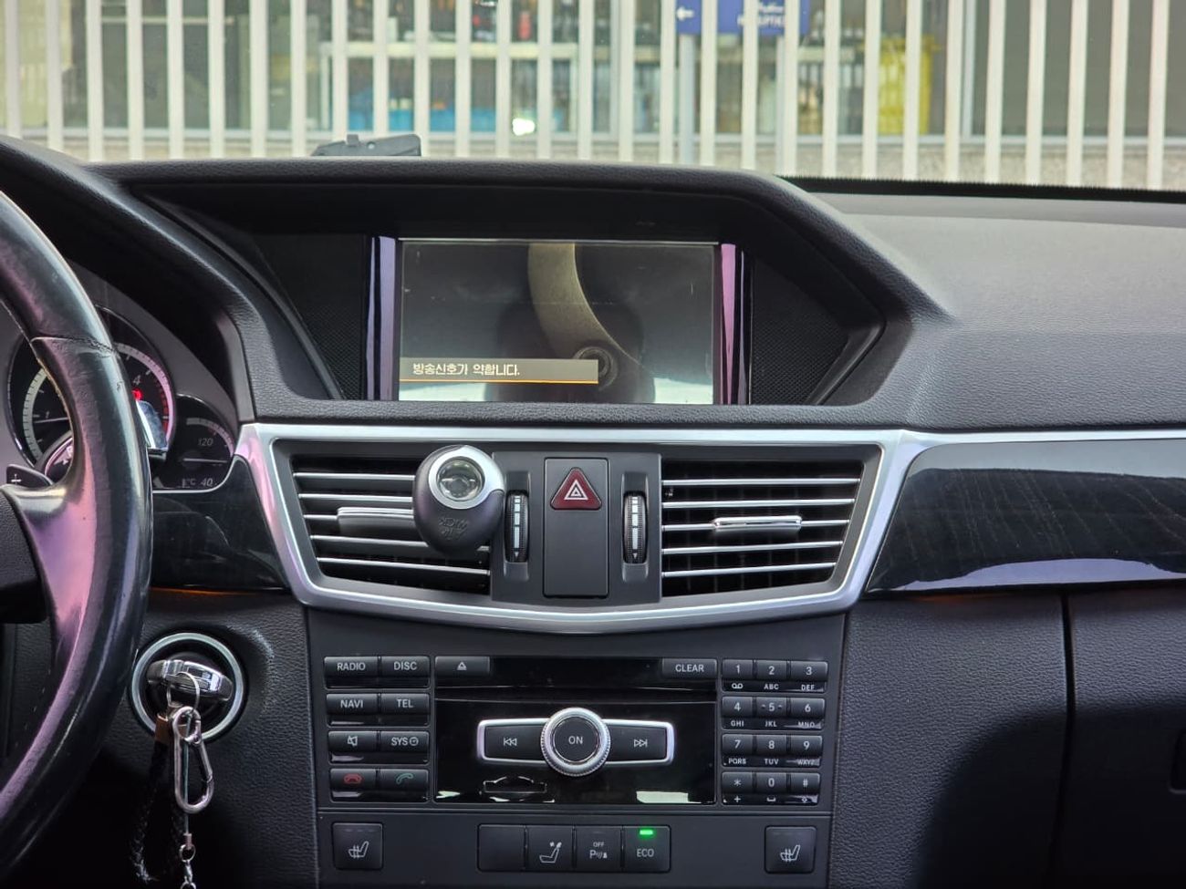 Mercedes-Benz E 220 MERCEDES E-220 DIESEL 2012 // KOREAN // FULL OPTION // PERFECT CONDITION