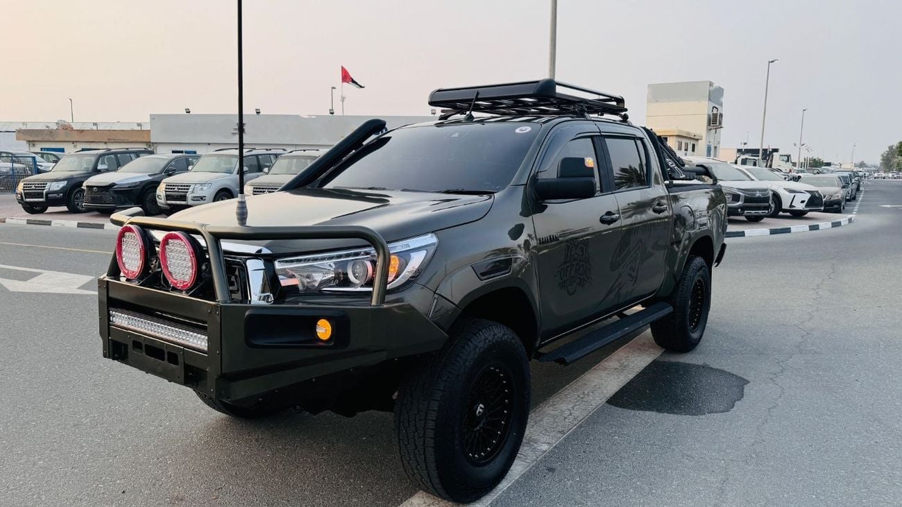 Toyota Hilux FULLY LOADED FOR OFF ROADING | MSA TOWING MIRROR | 2.8L DIESEL | MANUAL | ELECTRIC SEAT | RHD | 2021