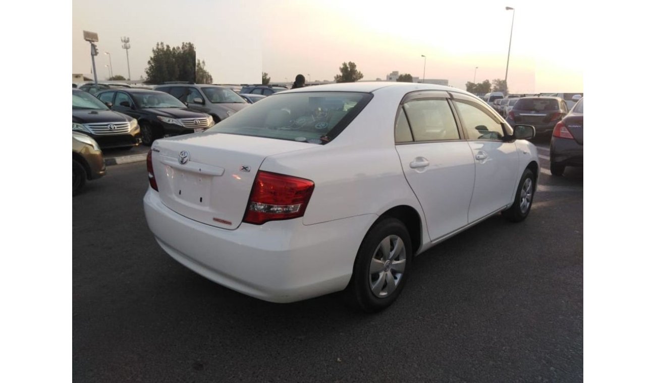 تويوتا أكسيو Toyota Corolla Axio RIGHT HAND DRIVE(Stock no PM 753 )