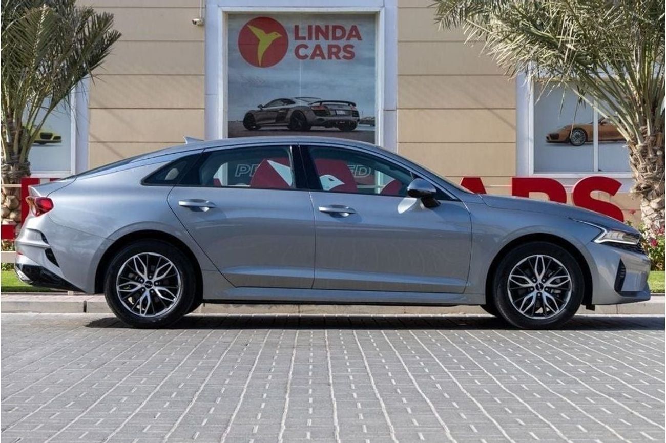 Kia K5 2.0L LX Kia K5 2023 GCC under Agency Warranty with Flexible Down-Payment.