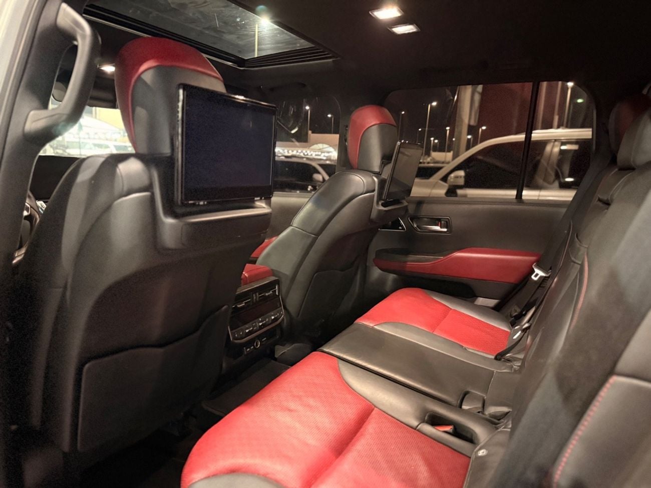 تويوتا لاند كروزر 3.5T GR-Sport