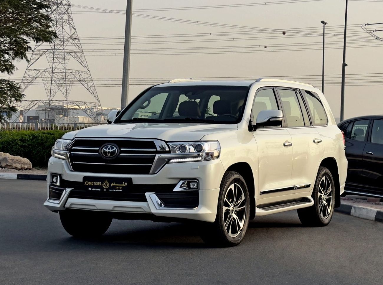 تويوتا لاند كروزر 5.7l VXR Grand Touring S
