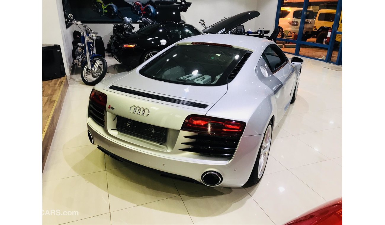 Audi R8 - 2015 - GCC - V8 - TWO YEARS WARRANTY