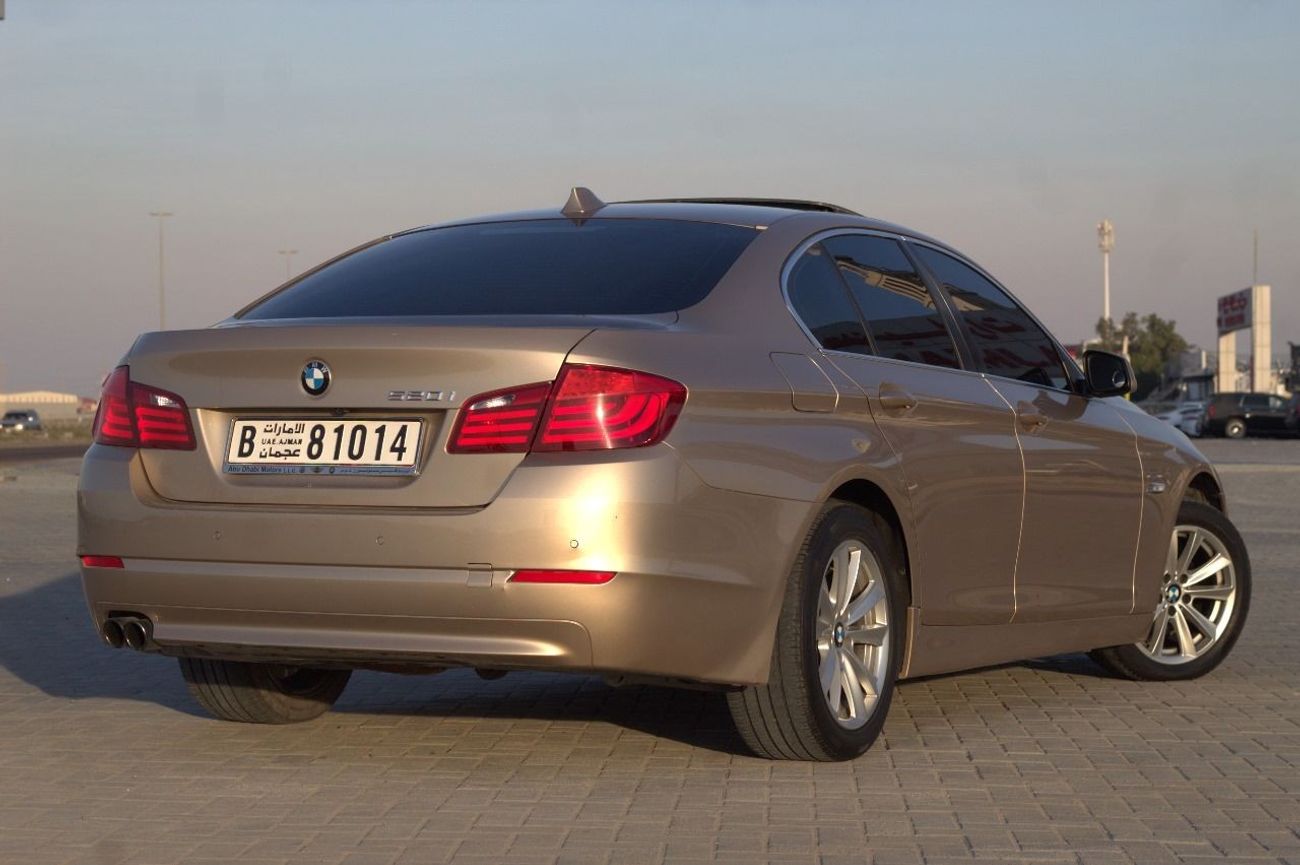 BMW 520i Executive BMW 520i 2013 model Mileage 98,000 k m Price : 40,000 dirhams  Gulf specifications, full o