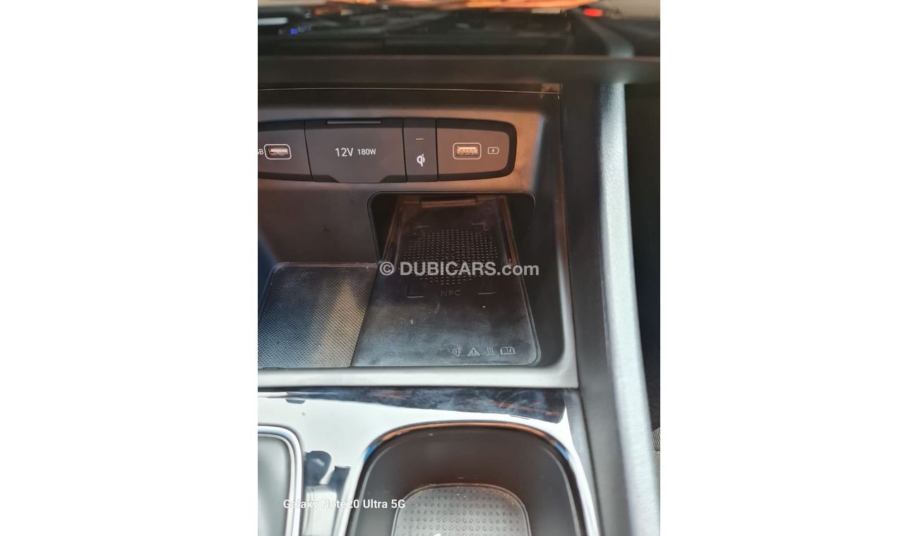 Hyundai Santa Cruz Car is very good and clean 4WD 2.5 turbo