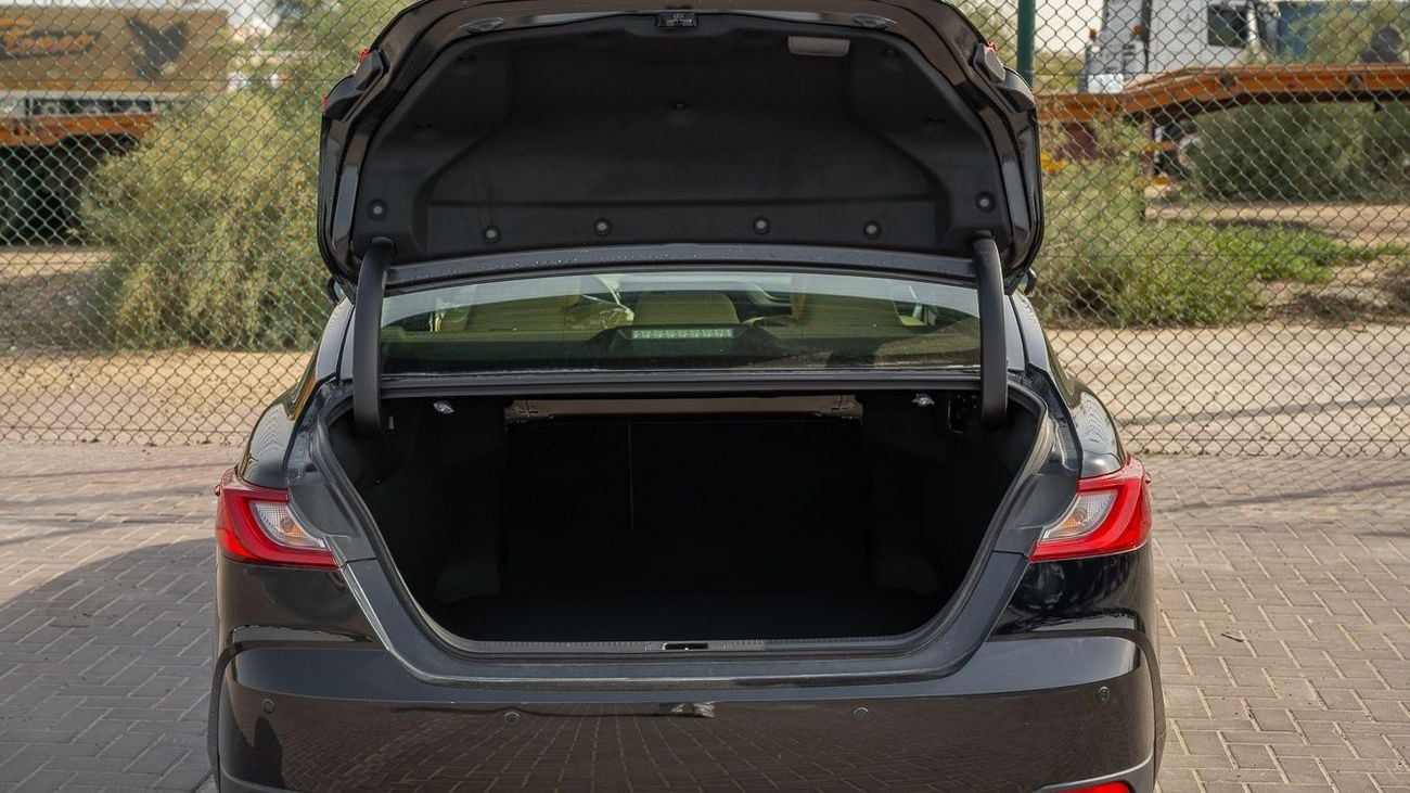 تويوتا كامري TOYOTA CAMRY 2.5 BASIC HYBRID -2025YM