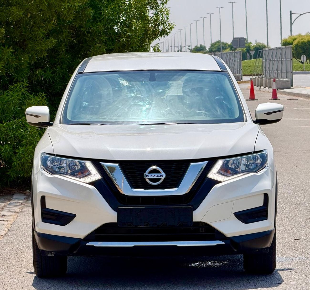 نيسان إكس تريل S 770-Monthly l GCC l 5 Seater, Cruise, Camera, GPS l Accident Free