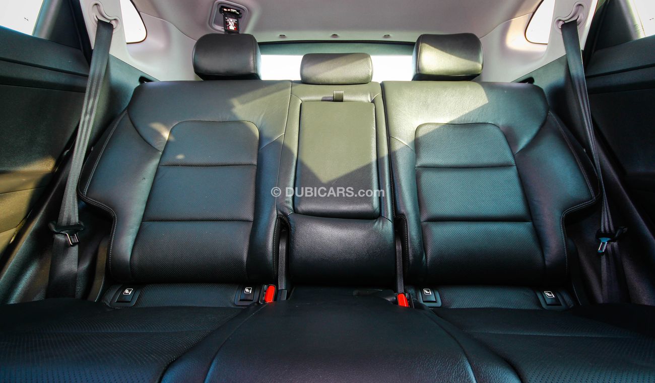 Hyundai Tucson right hand drive diesel engine full options