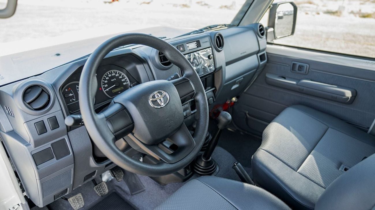 Toyota Land Cruiser 70 LX Toyota LC76 Hard Top 4.2L Diesel V6 5doors MY2025
