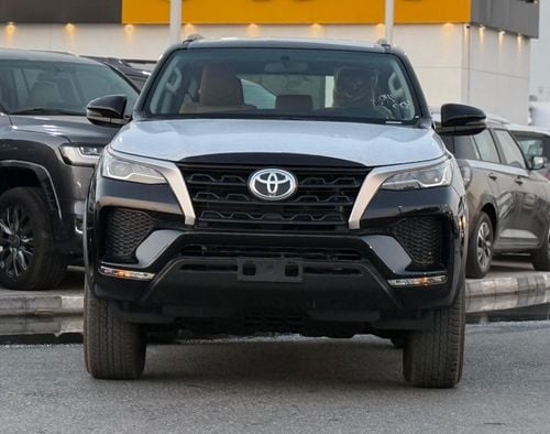 Toyota Fortuner Toyota Fortuner 2026 Model 2.7 v4 petrol Engine Colour Black Transmission Automatic Interior. Tun 7s