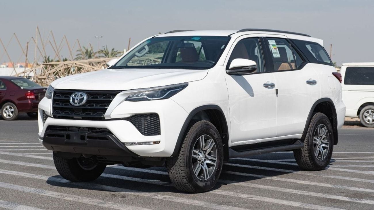 Toyota Fortuner EXR TOYOTA FORTUNER 2.7P 4WD 7SETER 2024
