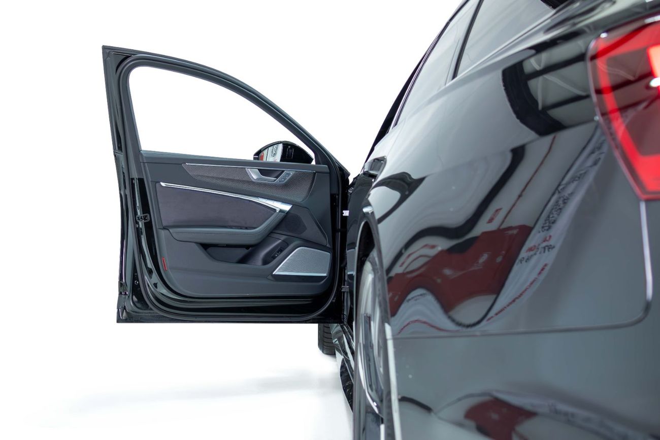 Audi RS6 Special Order-Premium Metallic Paint-Black on Black-Fastest Exclusive Estate