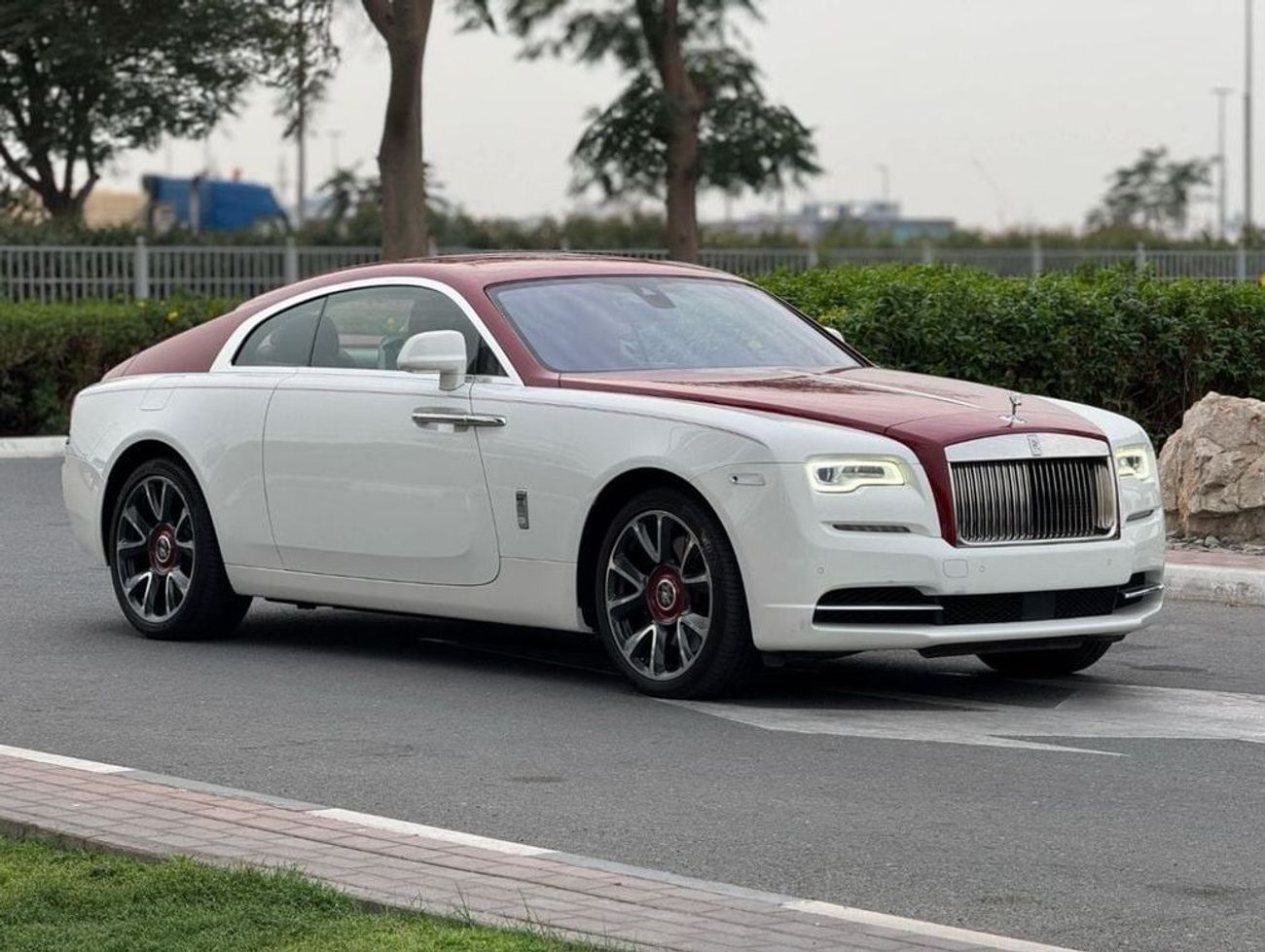 رولز رويس واريث GCC SPEC UNDER WARRANTY AND SERVICE CONTRACT