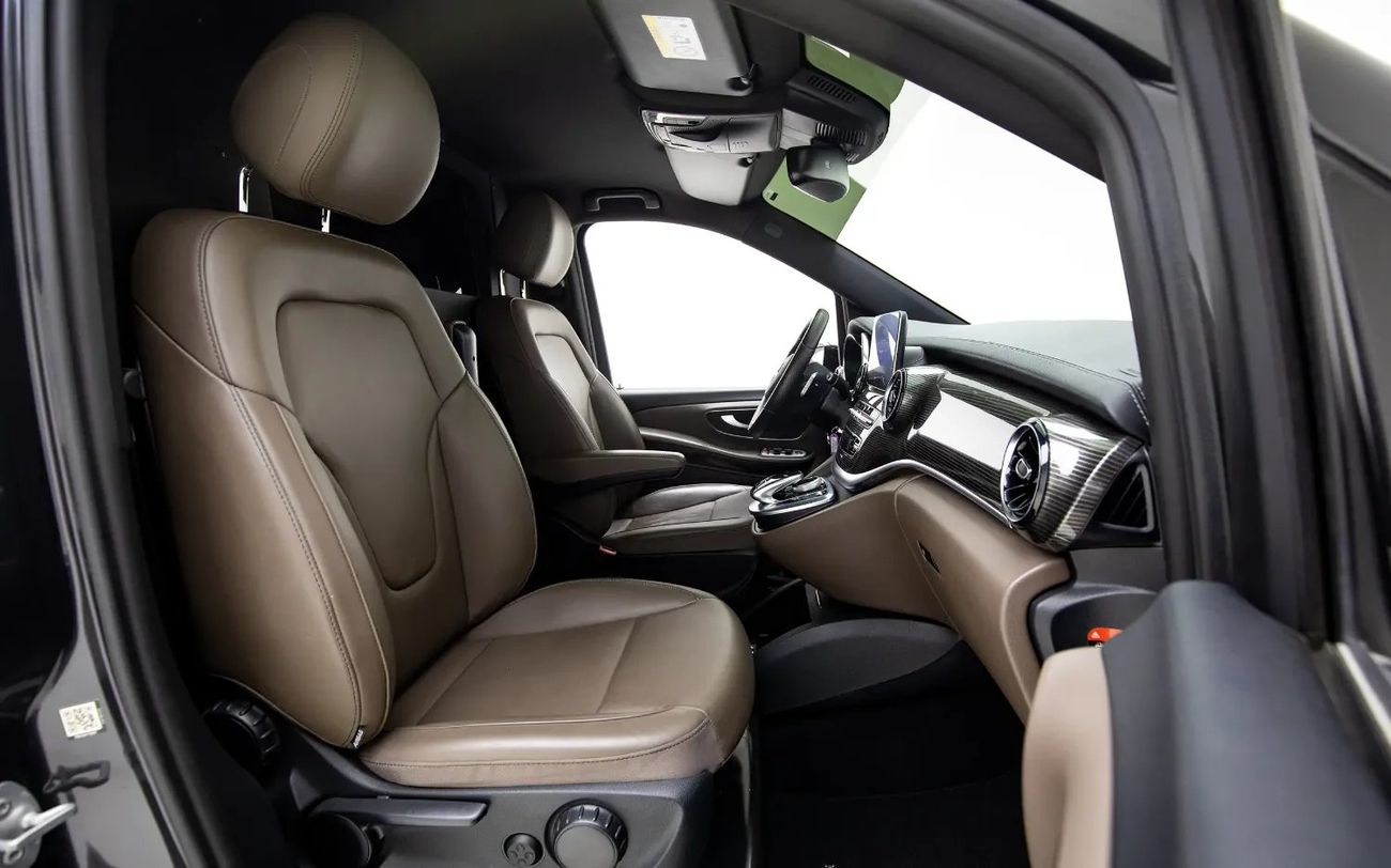 Mercedes-Benz V 250 Maybach - GCC Spec