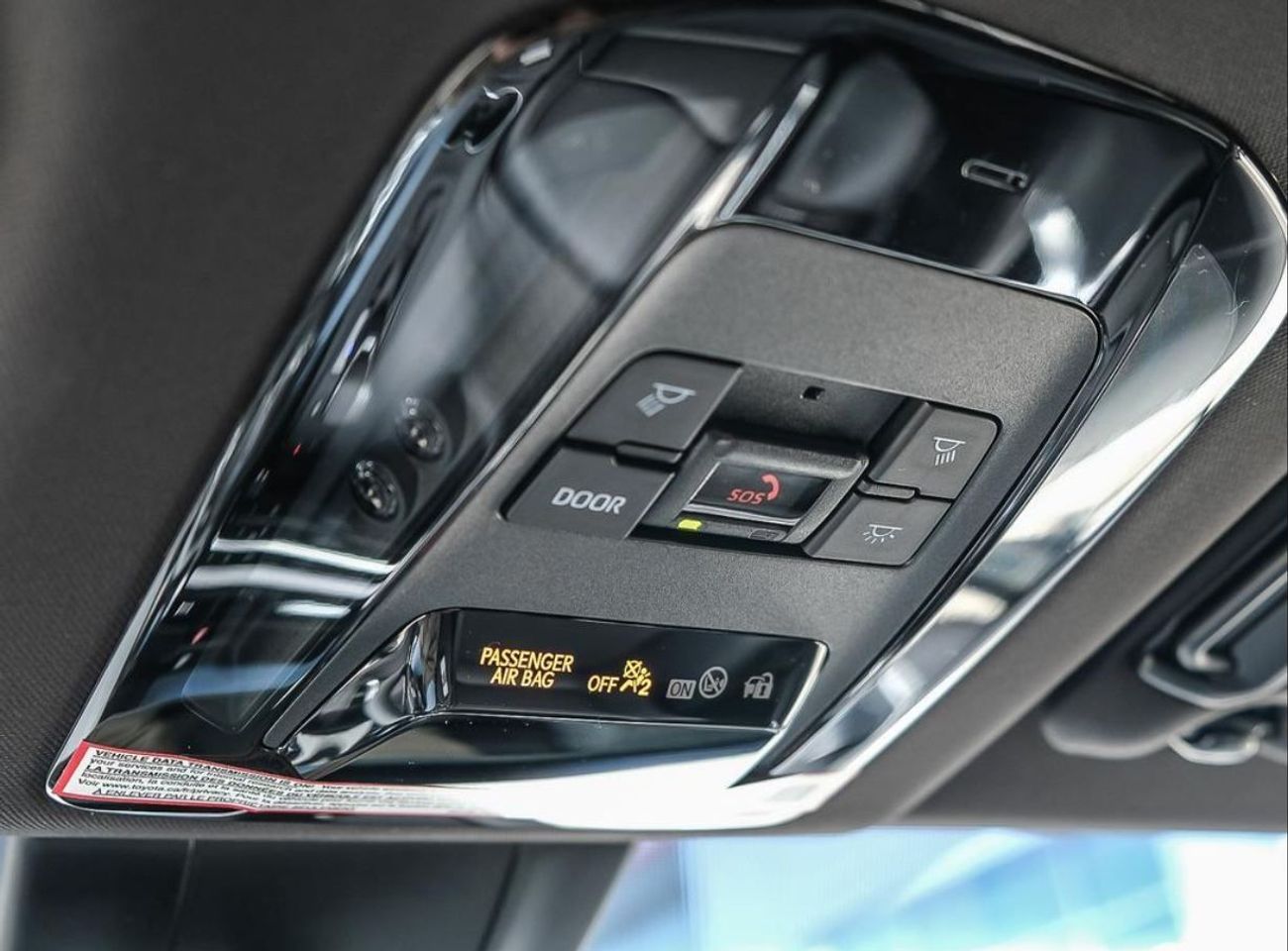 Toyota Venza XLE Hybrid Brand New * Export Price *