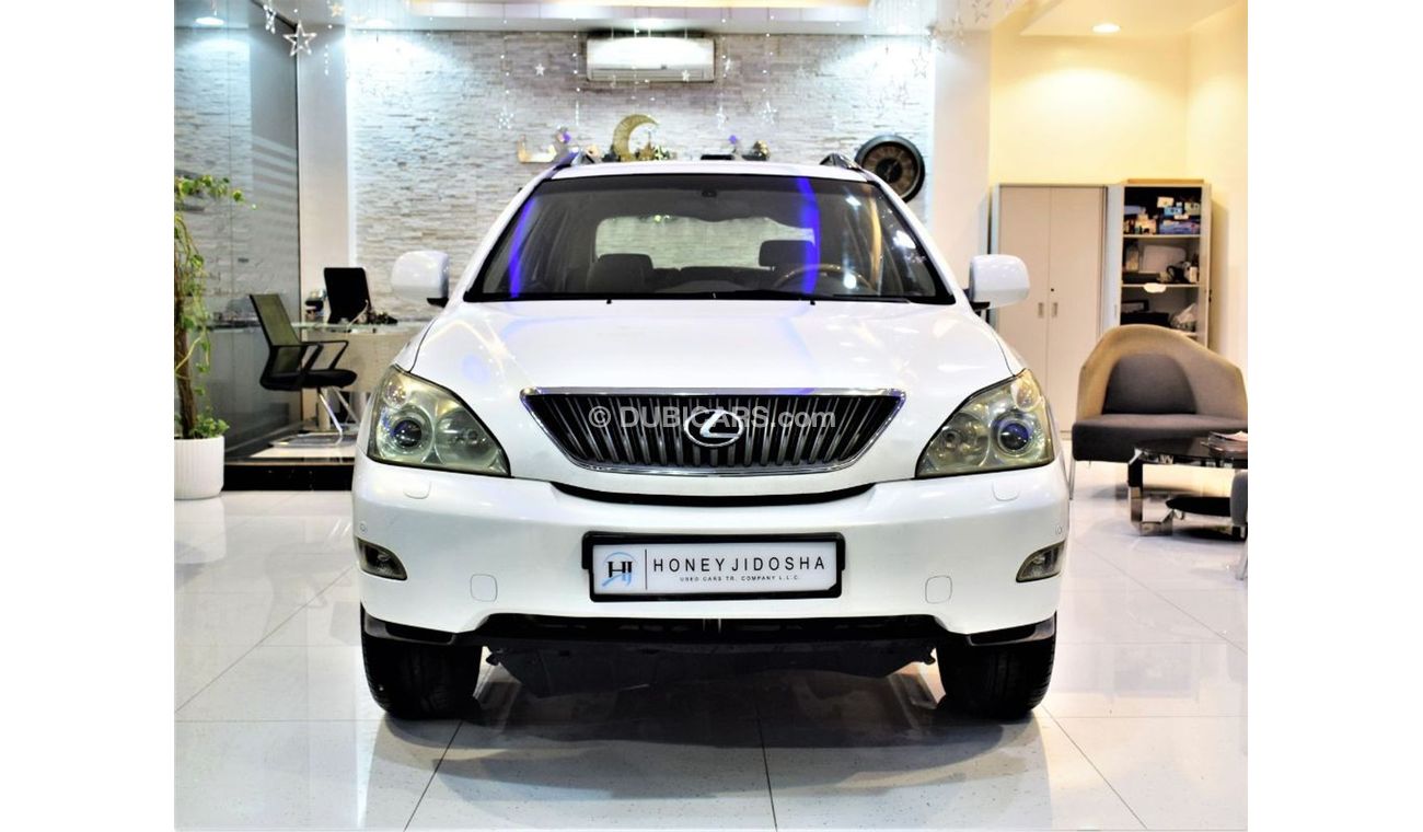 Lexus RX 330 Amazing Lexus RX 330 2005 Model!! in White Color! GCC Specs
