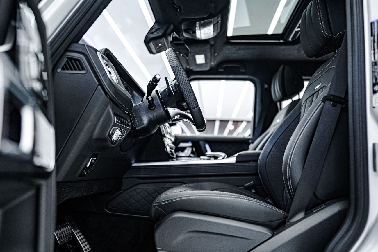 Mercedes-Benz G 63 AMG 2024 MERCEDES BENZ G63 AMG | BURMESTER 3D SURROUND SOUND | PANORAMIC SUNROOF