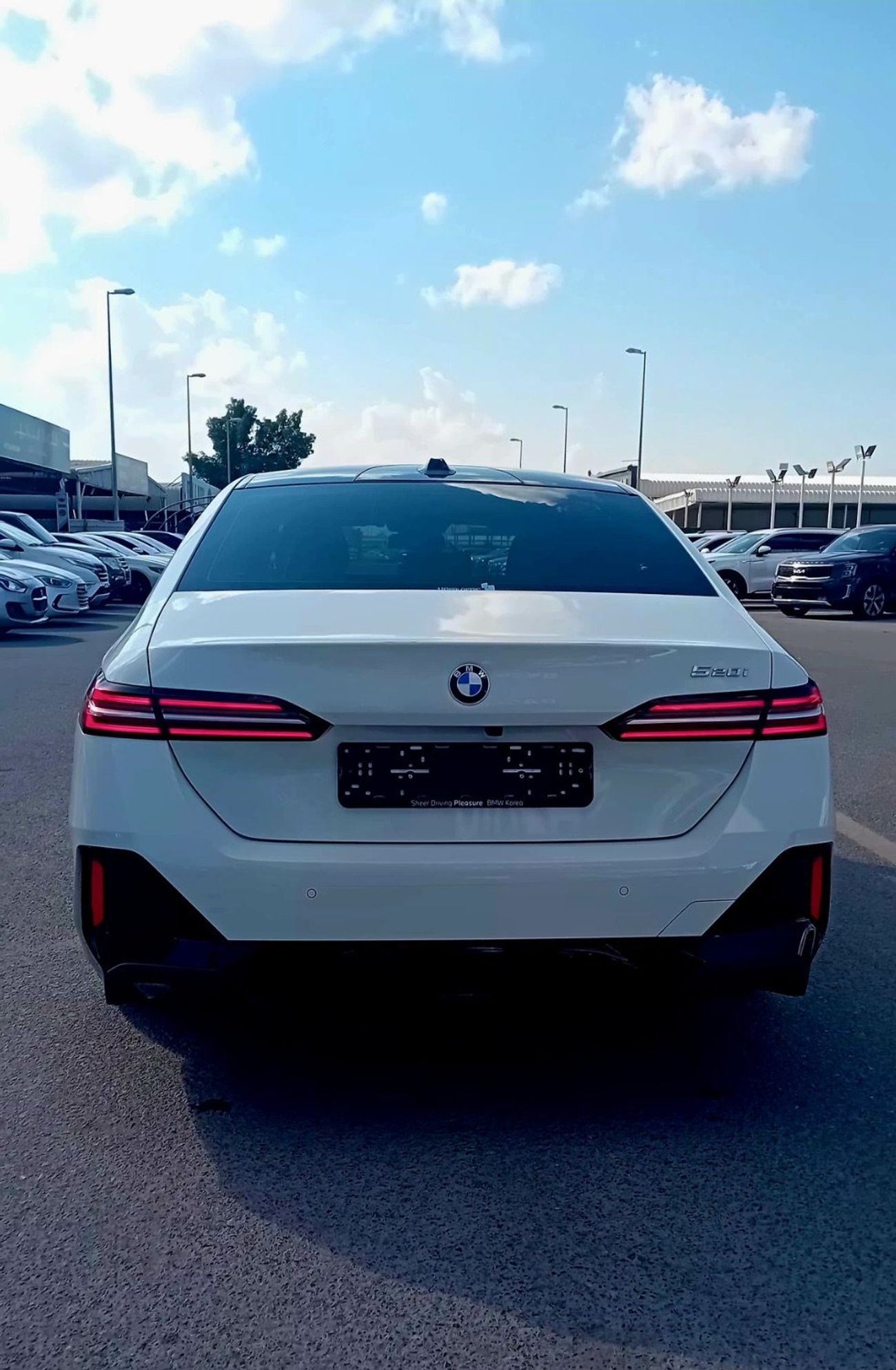 بي أم دبليو 520i بي ام  دبليو 520i