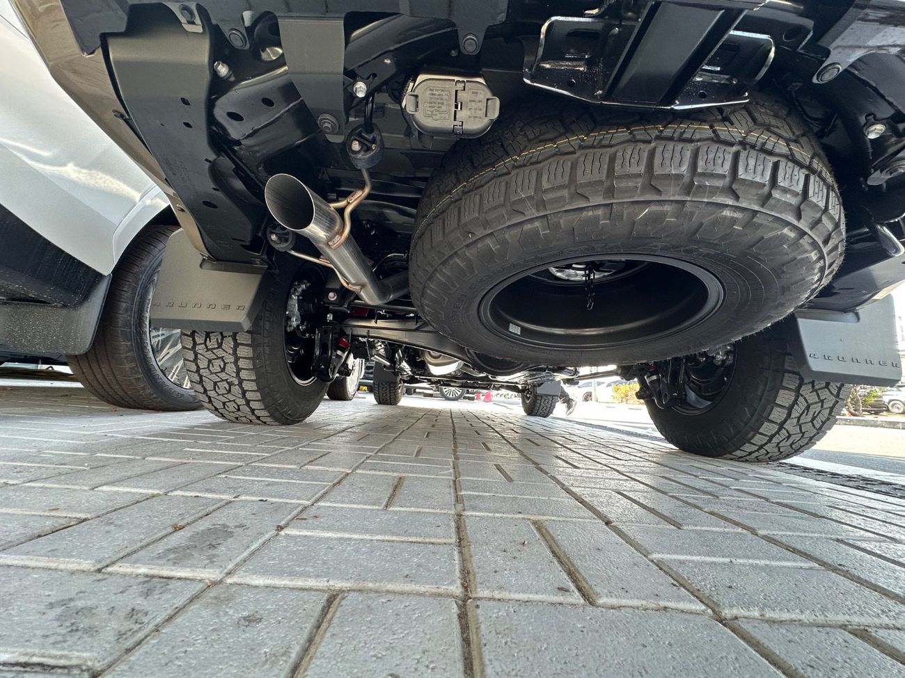 تويوتا Runner4 TRD PRO 2.4 I-force Max Hybrid 2.4