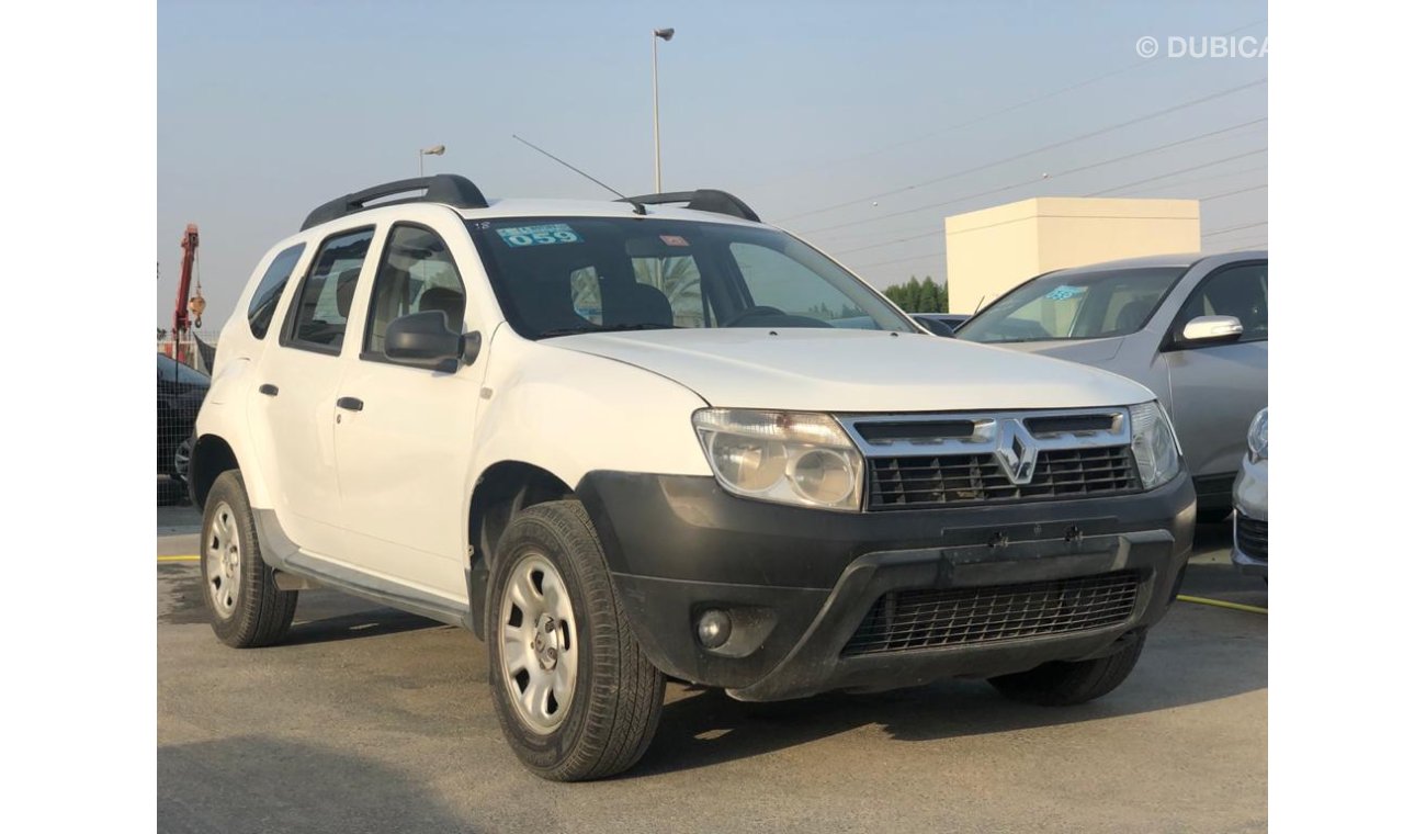 Renault Duster Clean condition, LOT-7203