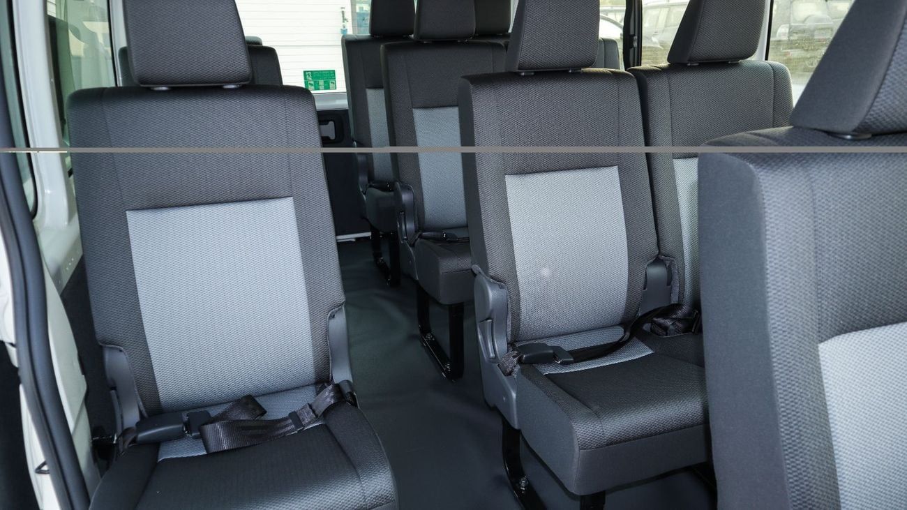 Toyota Hiace ECT0034 - Toyota Hiace Hrf Passenger Van 3.5L Petrol Manual - Black Bumper