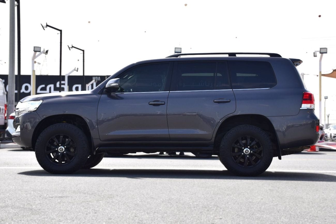 Toyota Land Cruiser VXR VX FULL OPTION DIESEL 4.5L RHD (Export Only)