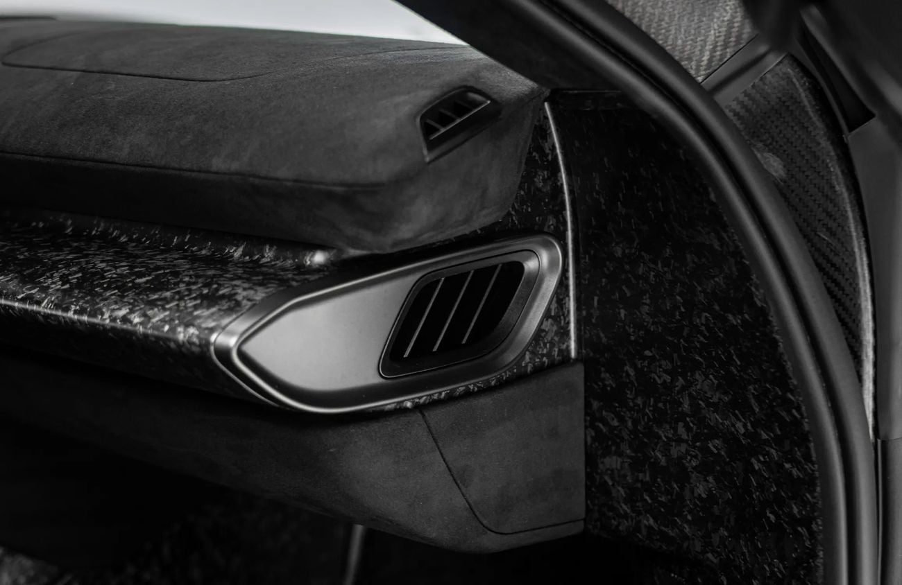 Aston Martin Valhalla 4.0L V8 Twin-Turbo Engine + eMotors