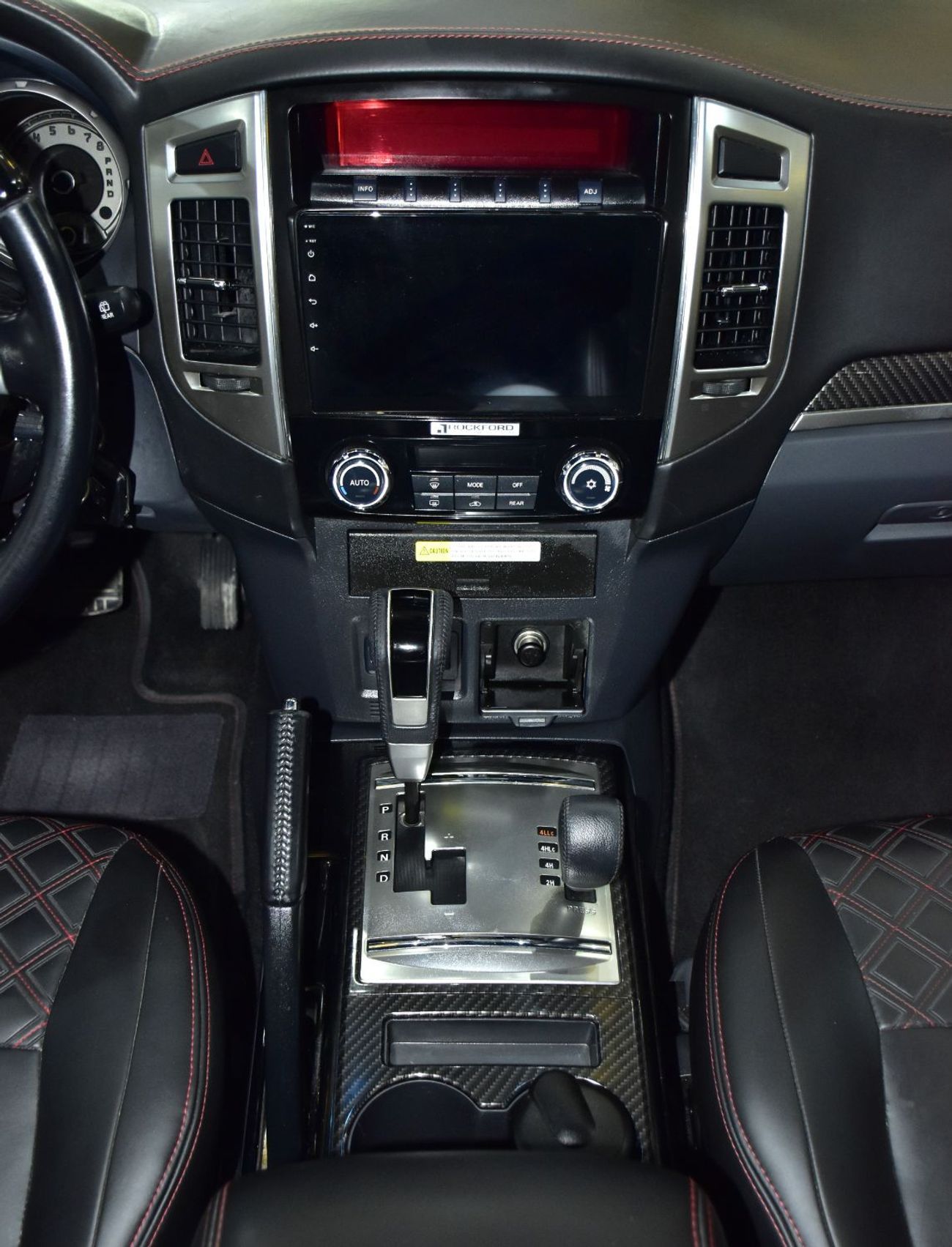 Mitsubishi Pajero EXCELLENT DEAL for our Mitsubishi Pajero Signature Edition 3.8L ( 2020 Model ) in Black Color GCC Sp