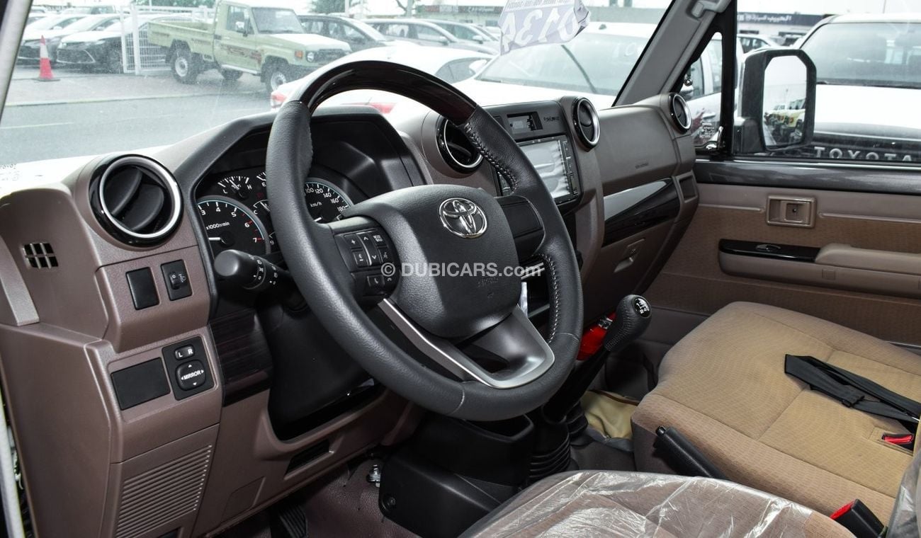 Toyota Land Cruiser Pick Up