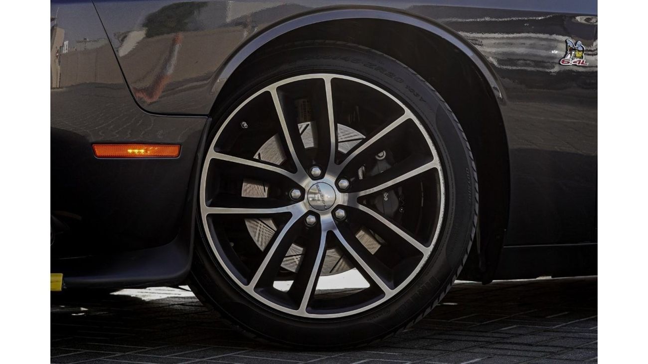 Dodge Challenger SRT 392 Dodge Challenger SRT8 392 Scat Pack Shaker 6.4L 485BHP 2016 GCC under Warranty with Flexible