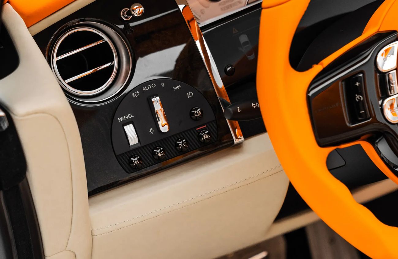 رولز رويس داون 6.6L V-12 Twin-Turbocharged Engine