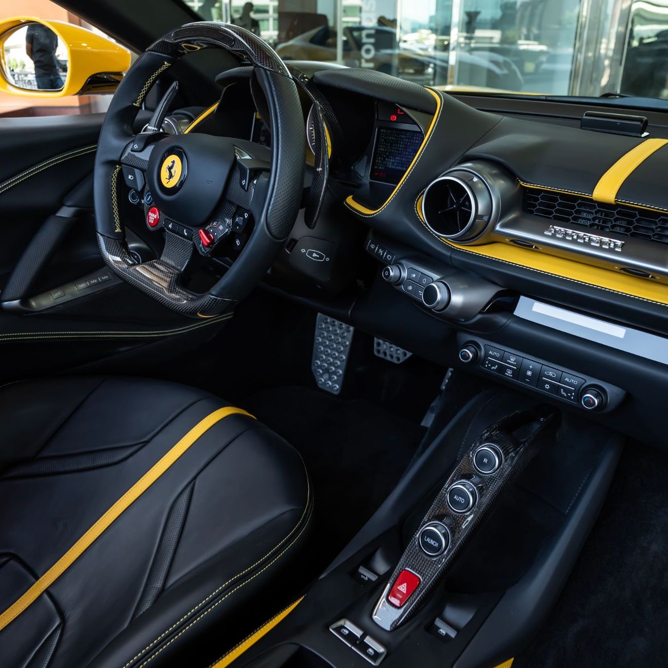 Ferrari 812 GTS 2022 FERRARI 812 GTS( FULL CARBON BODY) DONE ONLY 3000KM