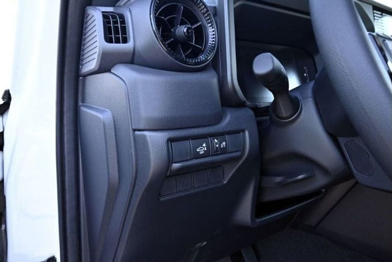 Toyota Prado 2025 TOYOTA PRADO TX 2.4L TURBO 4WD 7SEAT AUTOMATIC basic