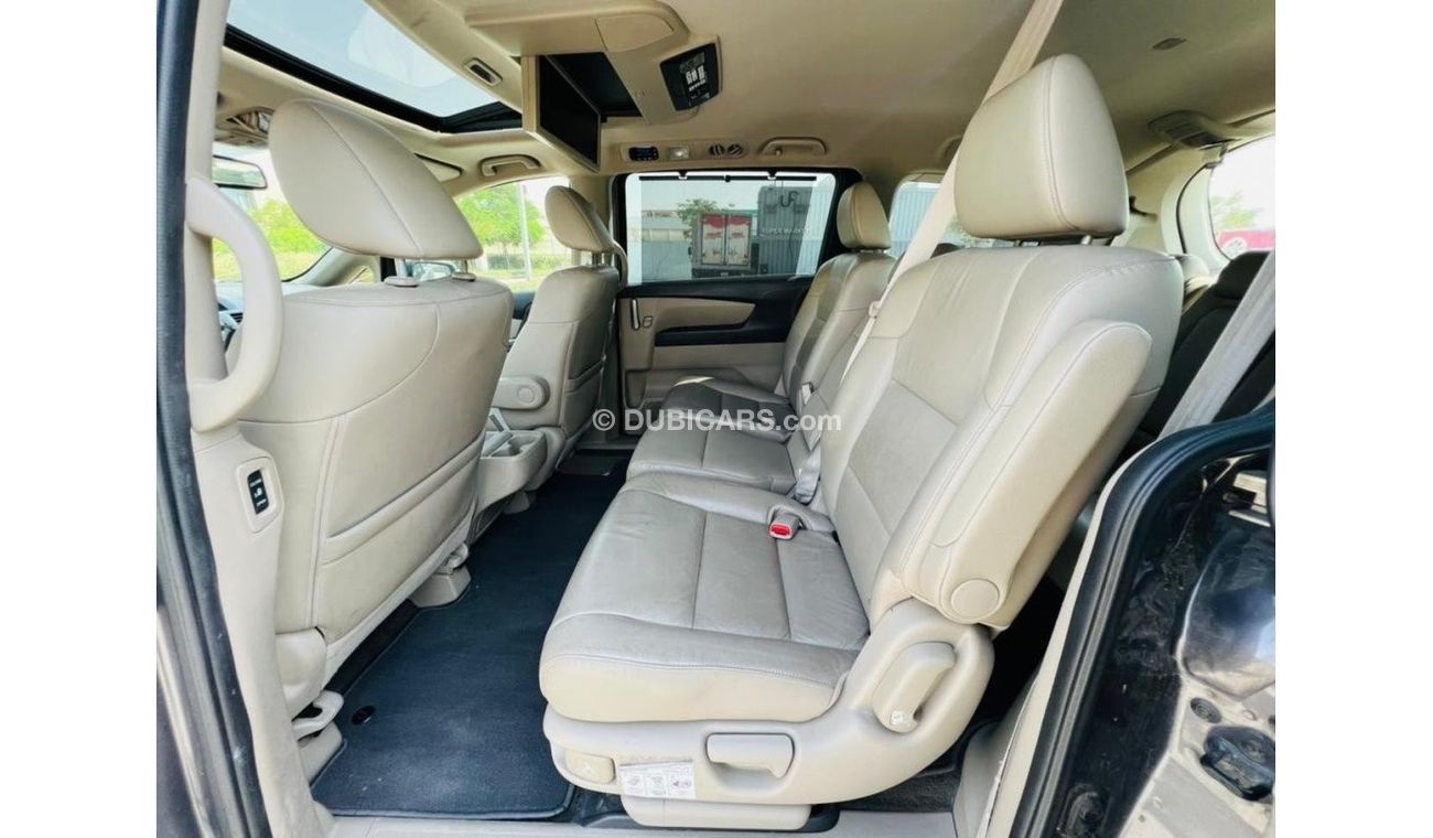 Honda Odyssey Touring 1385 P.M ODYSSEY 3.5L ll TOPEND ll AUTOMATIC DOORS ll GCC ll WELL MAINTAINED