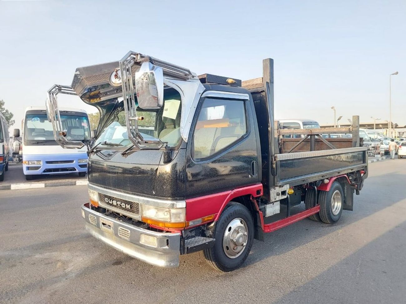 ميتسوبيشي فوسو كانتير MITSUBISHI CANTER TRUCK RHD 1995 MODEL 4.2 L DIESEL MANUAL(PM20009)