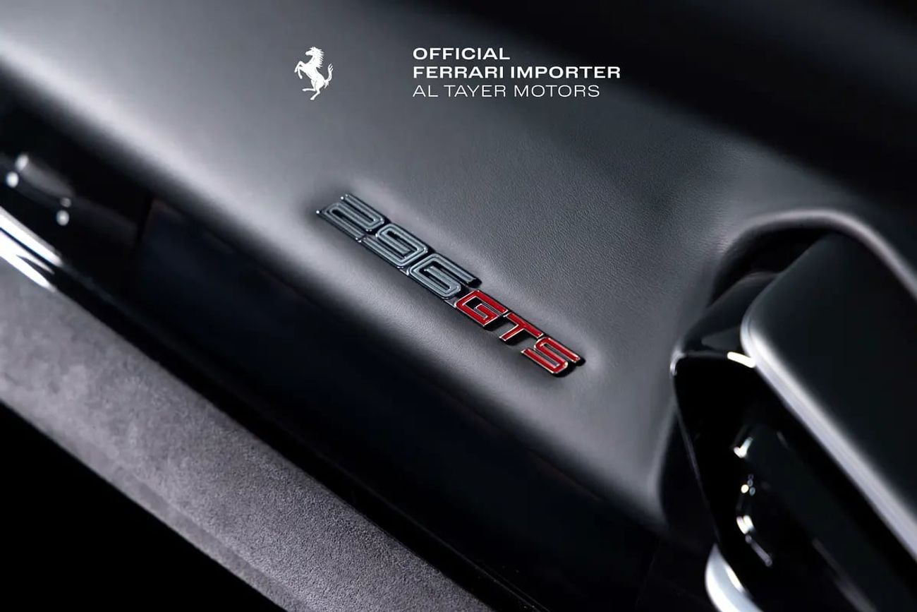 فيراري 296 GTS