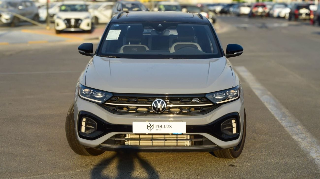 Volkswagen T ROC 1.4L TSI R-Line 1.5L 300 TSI R-Line Stralight Black Edition full option