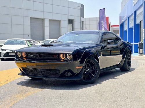 Dodge Challenger RT SCAT PACK WIDE BODY Dodge Challenger Hornet PACK WIDE BODY 6.4L V8