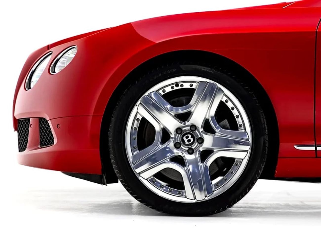 بنتلي كونتيننتال GT 6.0L (552 HP)