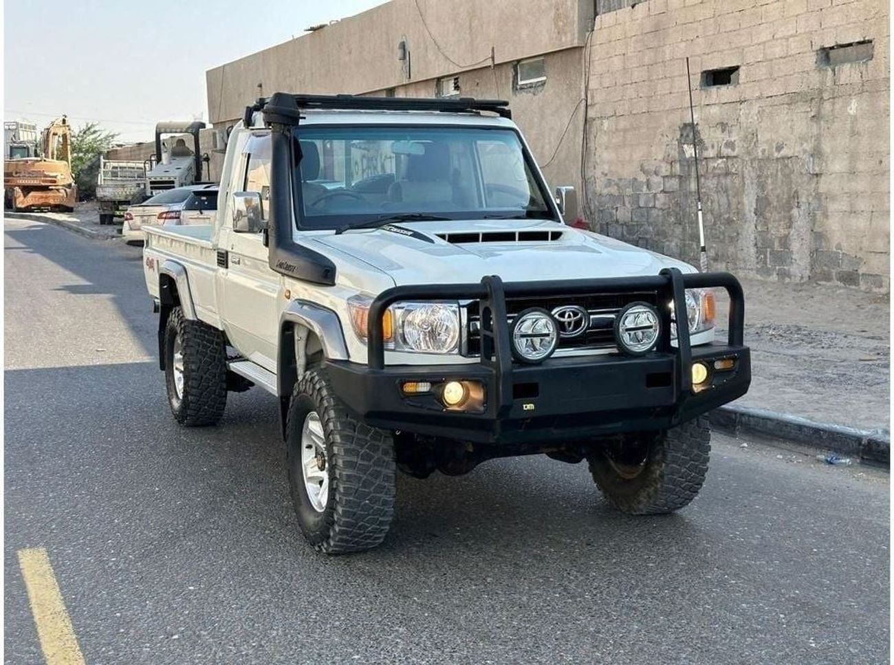 Toyota Land Cruiser Pick Up