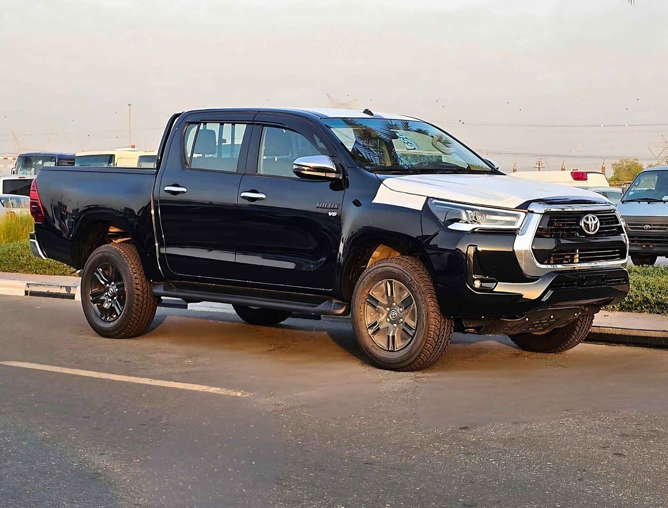 تويوتا هيلوكس WIDE BODY / 4.0L V6 A/T  PETROL / PUSH START WITH AUTO A/C / 4WD (CODE # HP40AF)