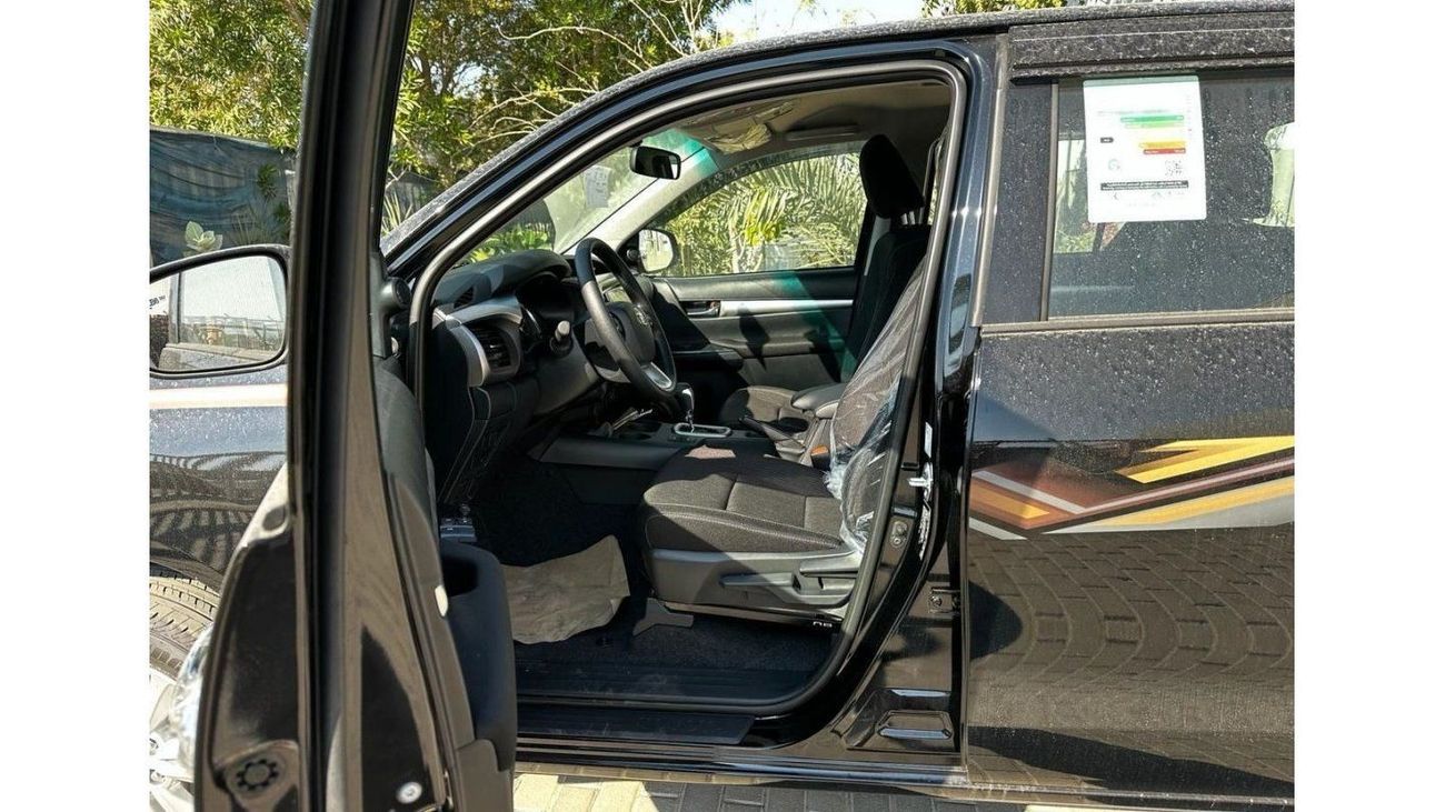 Toyota Hilux DC 2.7L HI 6AT 4X2 FOR EXPORT AVAILABLE COLORS