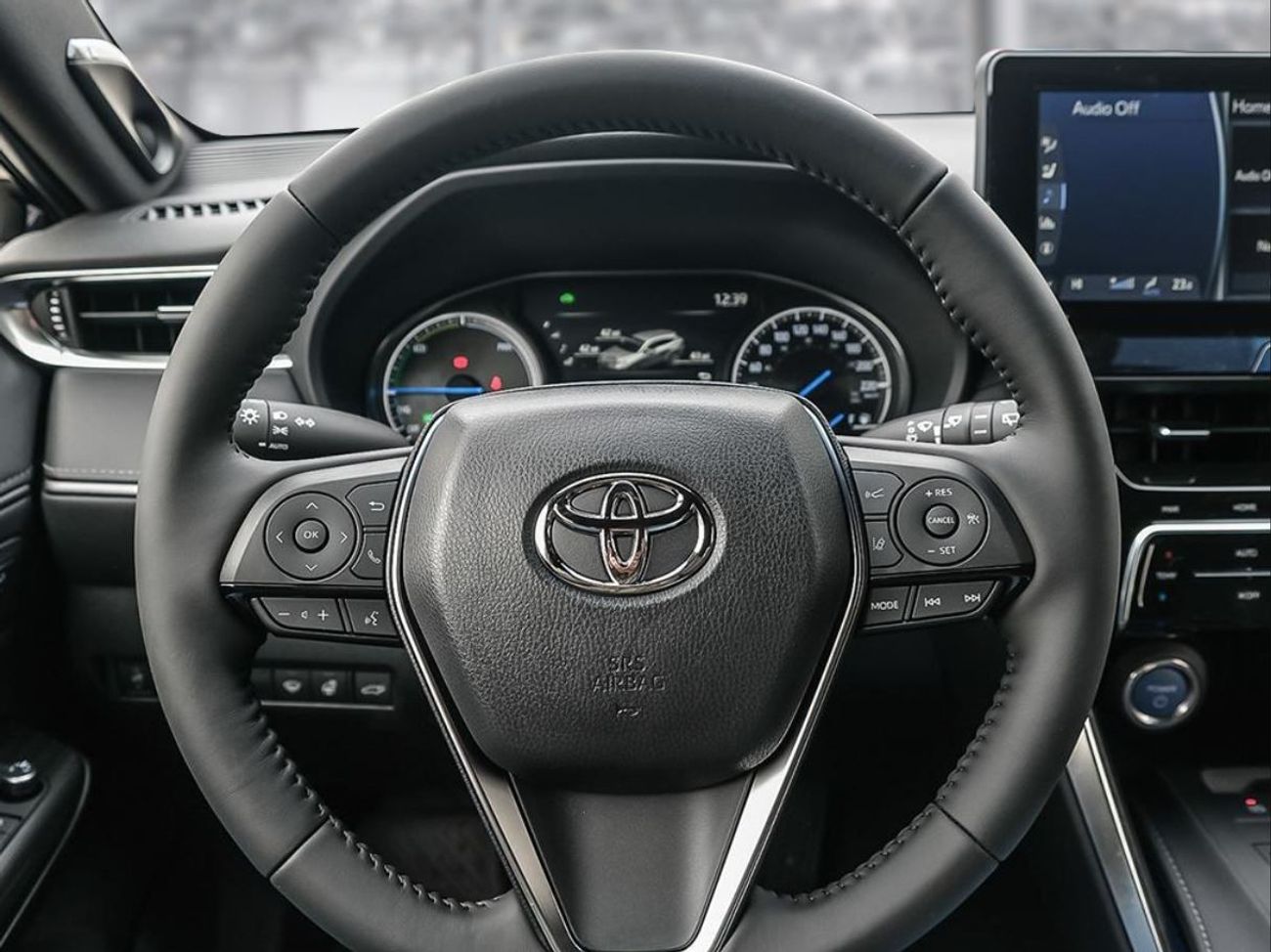 Toyota Venza XLE Hybrid Brand New * Export Price *