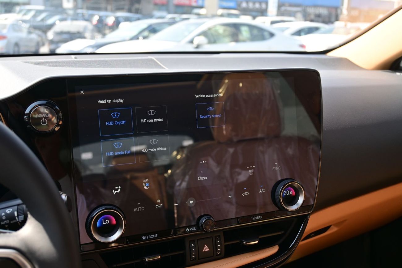 لكزس NX350h Lexus NX350h Platinum 2.5L Hybrid AWD, Model 2025 Color White