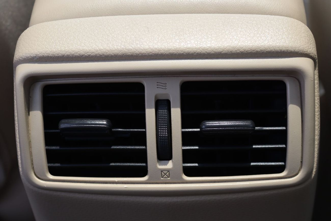 نيسان إكس تريل نيسان إكستريل موديل 2021 خليجى بدون حوادث ممشى 85000 KM بمحرك  2.5 سى سى بسعر 69000درهم